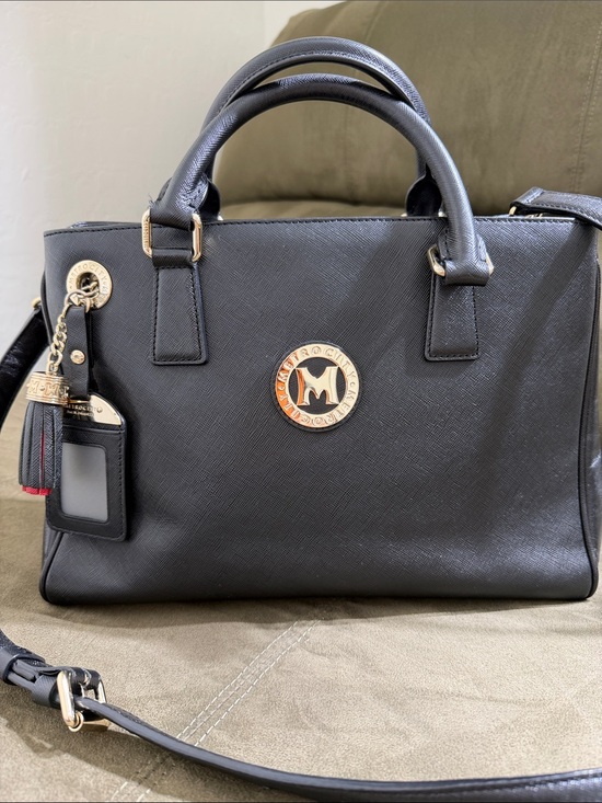 MetroCity Handbags - Lux Metrocity Black Saffiano Leather Structured Tote Bag Gold Hardware Vintage.